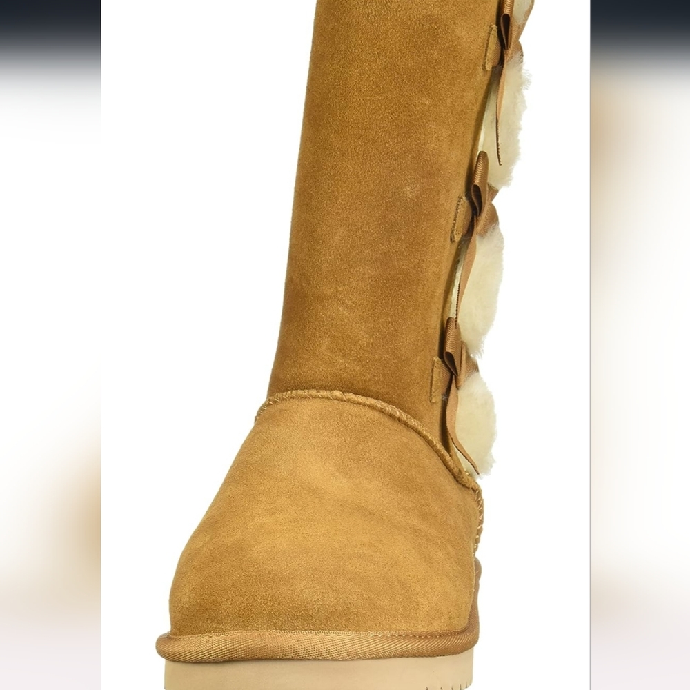 UGG Women's Victoria Tall Fashion Boot BNWT/ BNIB - Picture 3 of 7